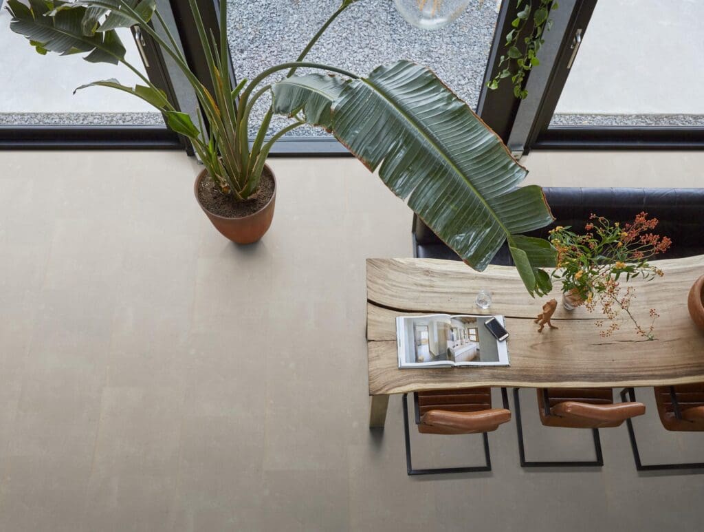 VICTORIA BEIGE CLICK 6210
