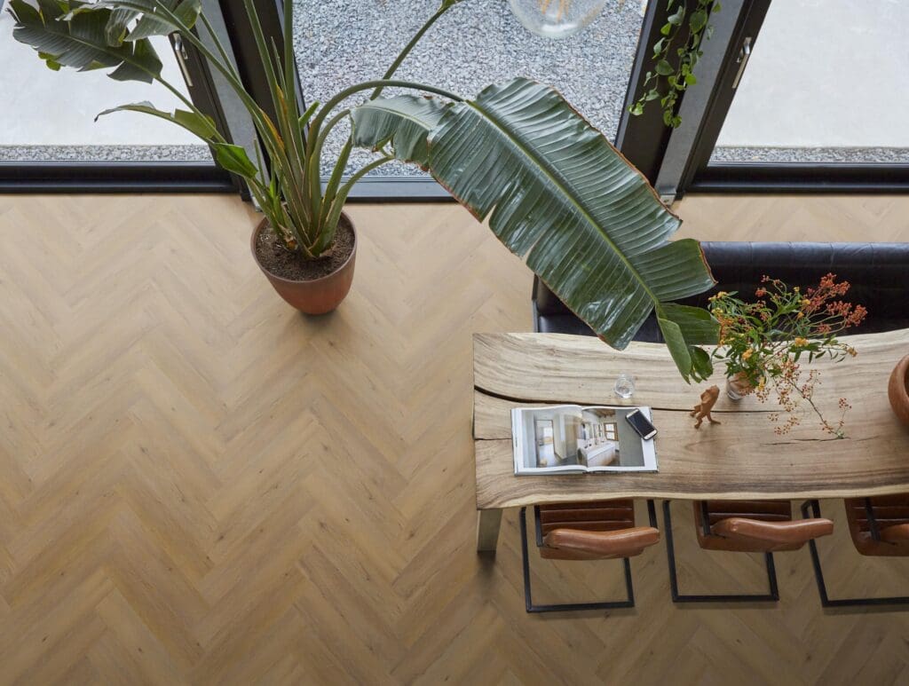 YUP Leyton HERRINGBONE DARK OAK CLICK 2823