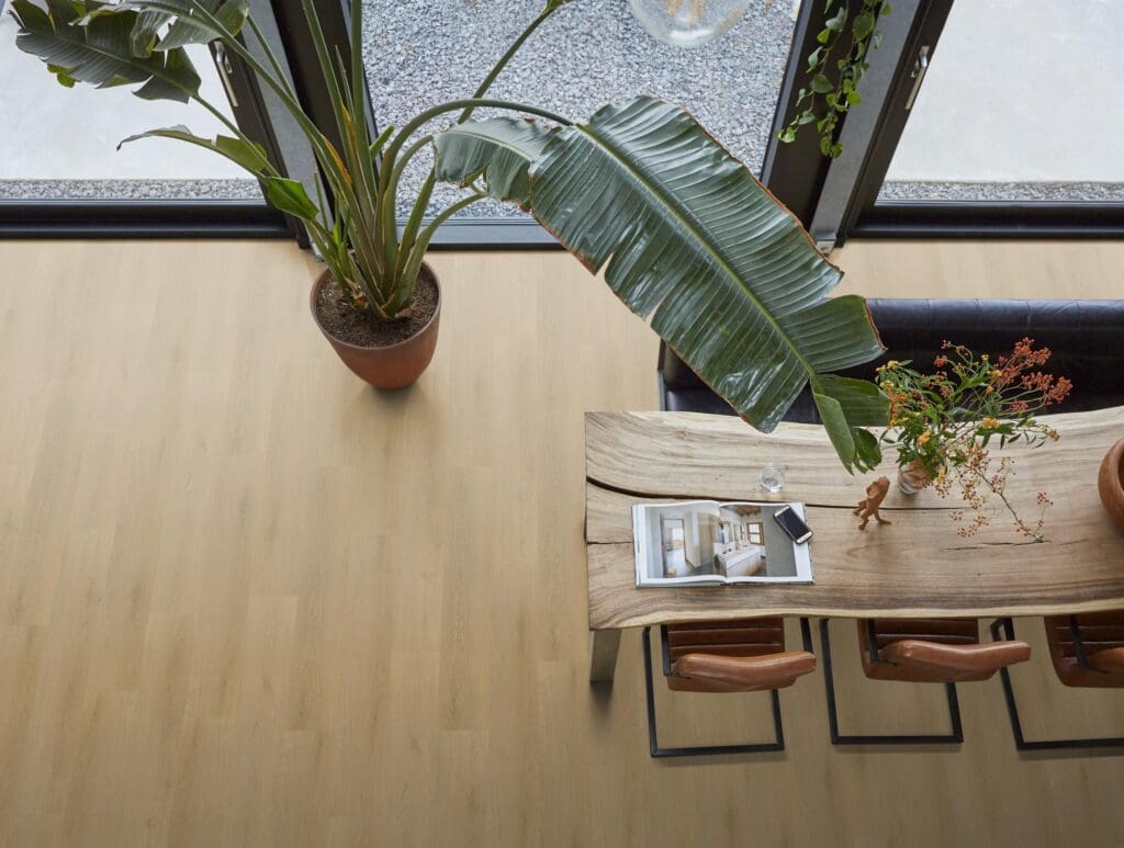 MERTON LIGHT OAK CLICK 7513