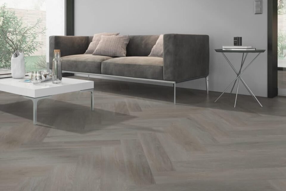 LVLnine English Oak Taupe Herringbone